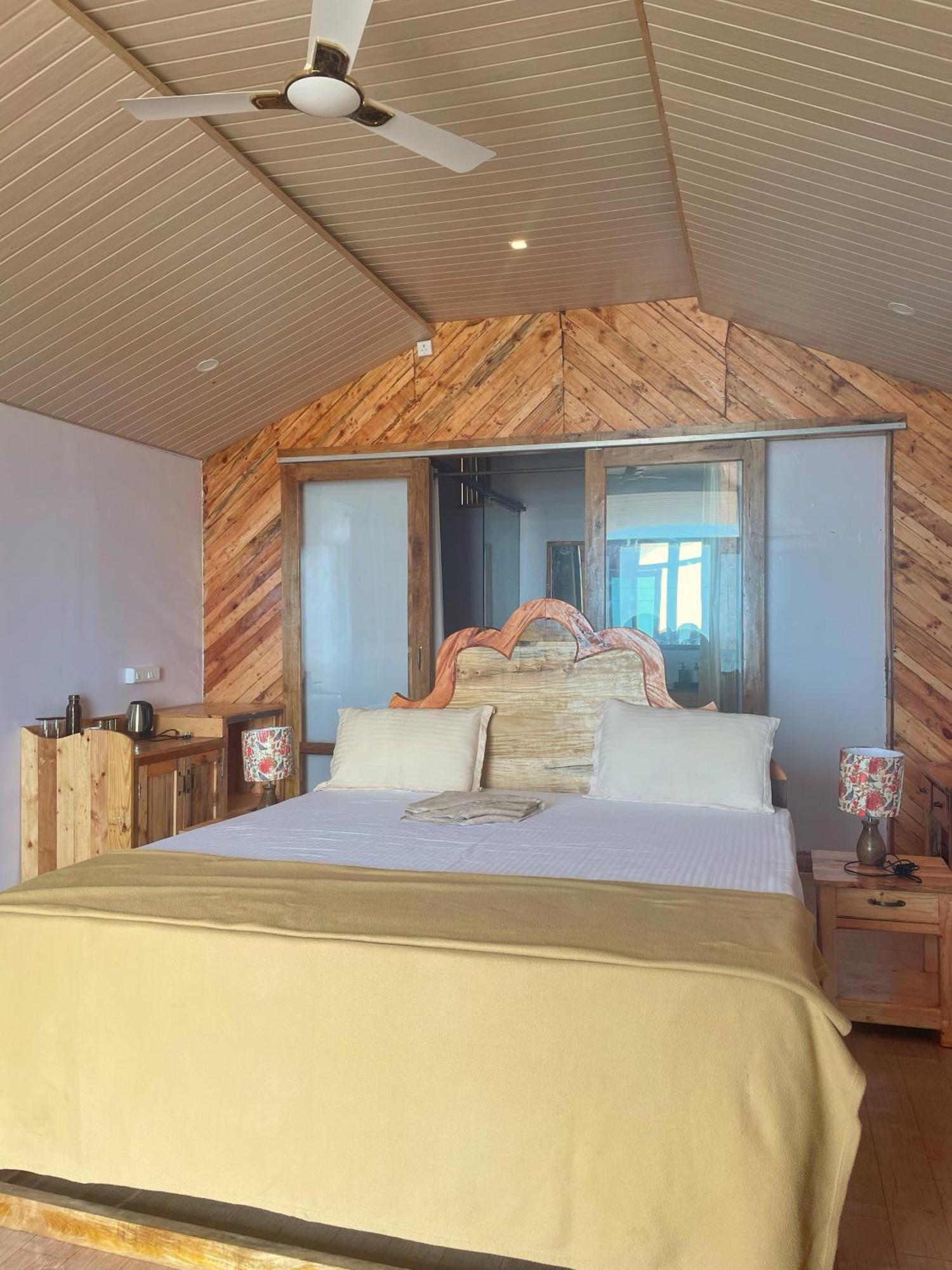 Hotel Ducknchill-Agonda Esterno foto