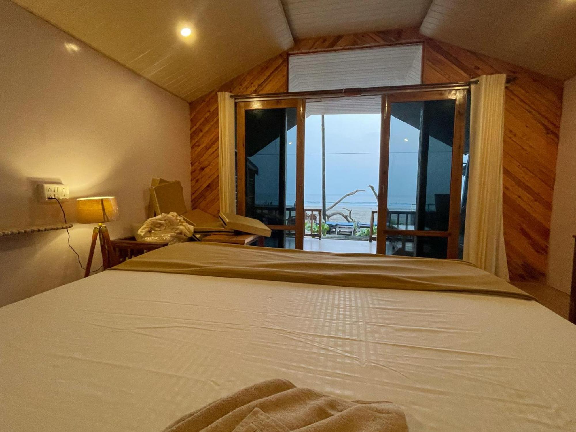 Hotel Ducknchill-Agonda Esterno foto
