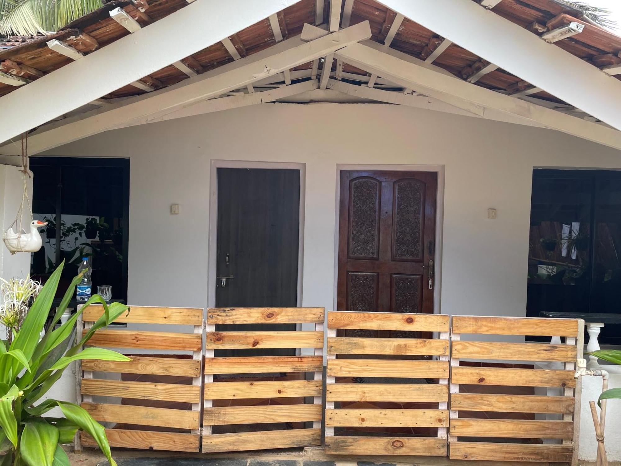 Hotel Ducknchill-Agonda Esterno foto