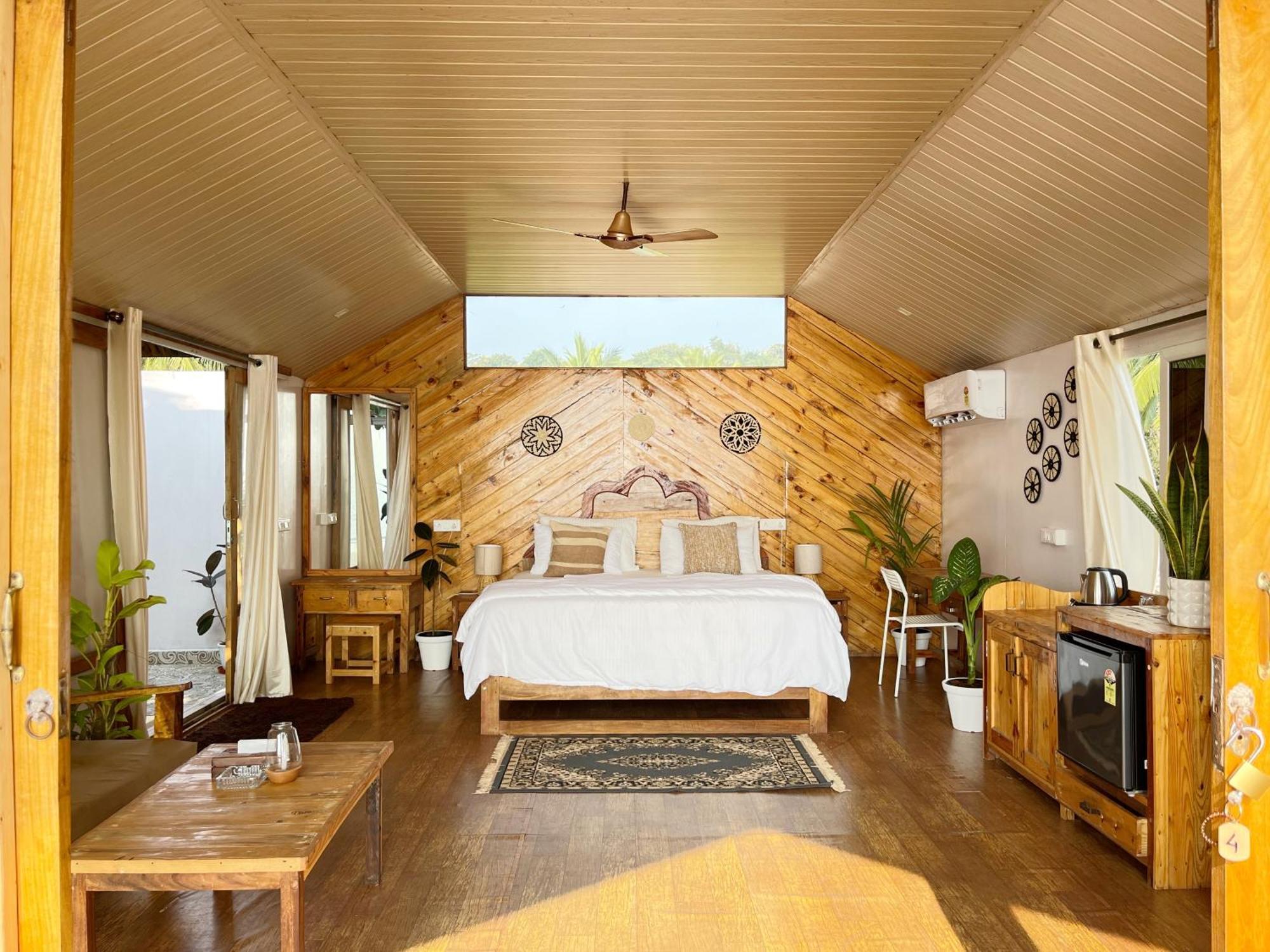 Hotel Ducknchill-Agonda Esterno foto
