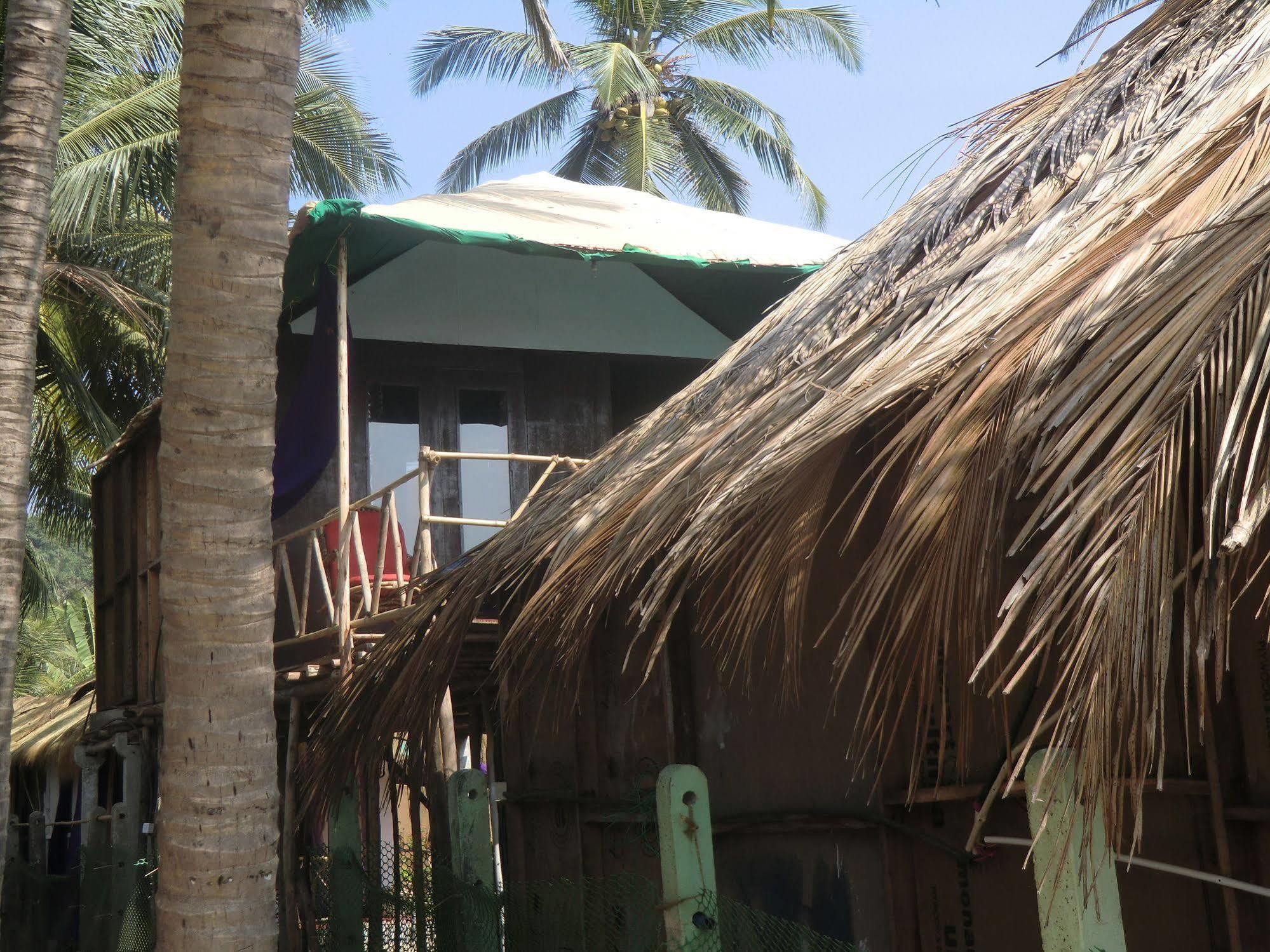 Hotel Ducknchill-Agonda Esterno foto